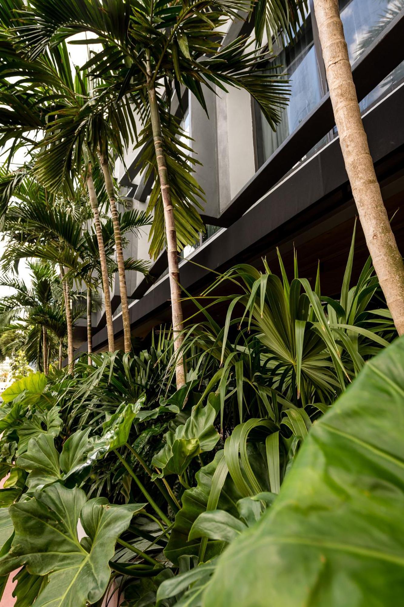 The March Hotel Miami Beach Exterior photo